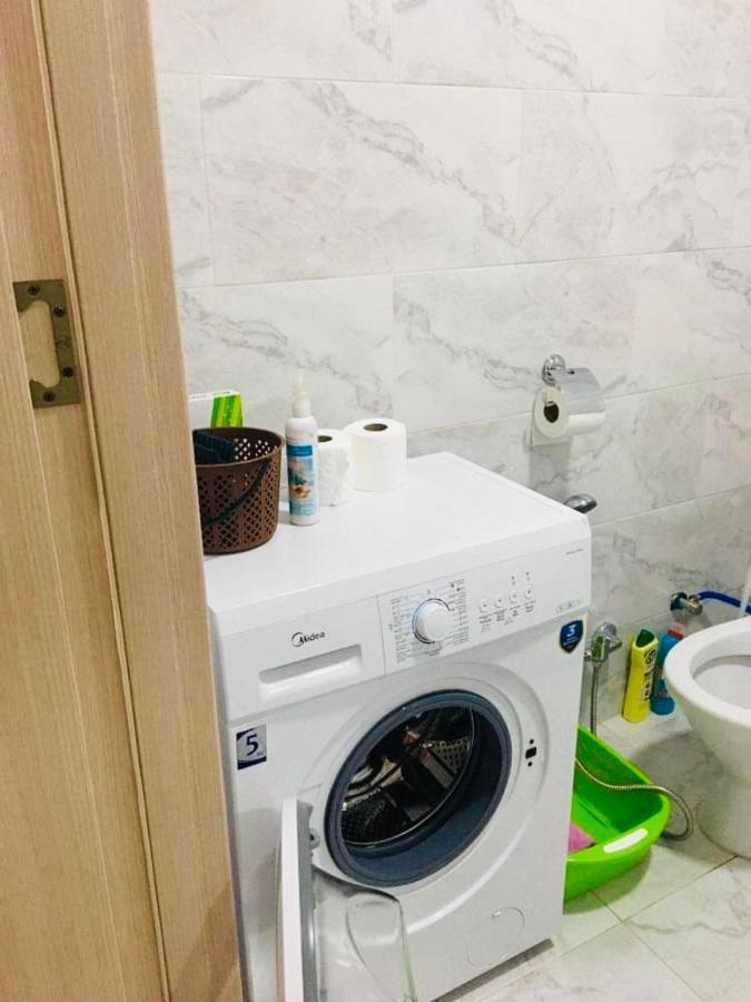 Tameo Apartment Batoemi Buitenkant foto